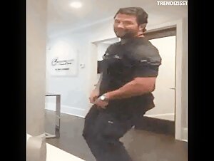 GIF Musclebear dancing NO EXPOSED SKIN