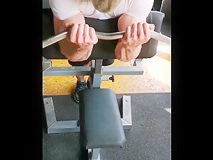 BICEPS PORN