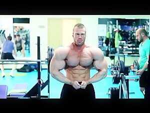 Peter Molnar Gym Flex