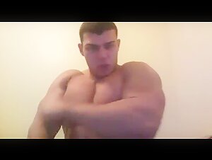 COCKY BODYBUILDER