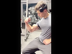 BicepDomBicep