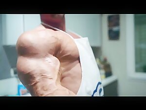 MUSCLE