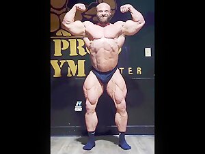 James Hollingshead