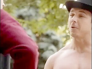 Hunk in a top hat 🎩