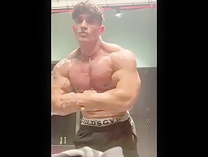 Post Gym Muscle Hunk Jerk and Cum