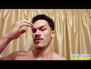 Massive Shredded Muscles Close Up