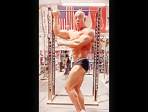 Muscle Daddy Aaron Sparenberg