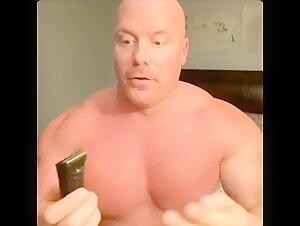 Masturbate to meat head Huck Finn Barbell