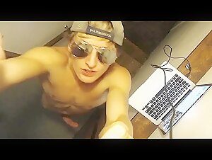 Thumb 10