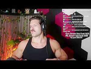 Look at those biceps!