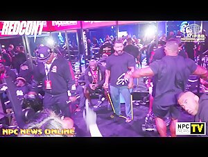 Pro IFBB Mr. Olympia Super Butt BB Prejudging Backstage 2022