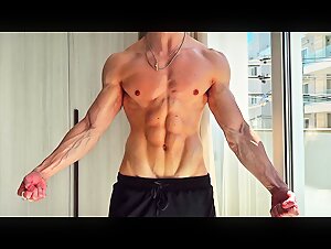 MUSCLES TO WORSHIP