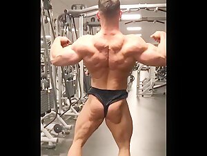 IFBB PRO EMIR OMERAGIC