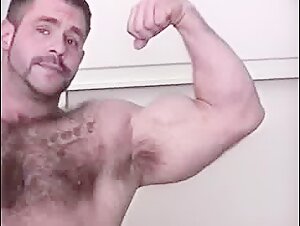 #Scott#Gunz#Hairy#Posing#