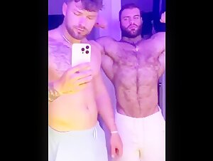 mikefitko bicep & fur worship loop