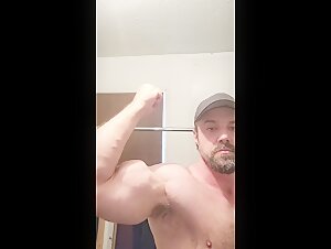 Dan Lang's Thick Biceps