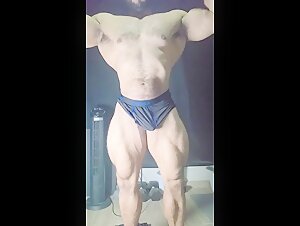 Musclegod showing off