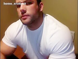 Pro IFBB USA Super Butt BB Naked Pose & Horny JO For Admirer 1