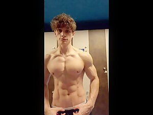 YOUNG TEEN FLEX POST WORKOUT