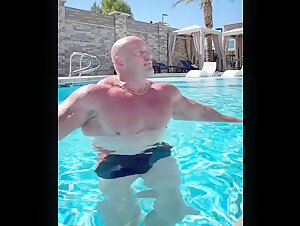 Thumb 10