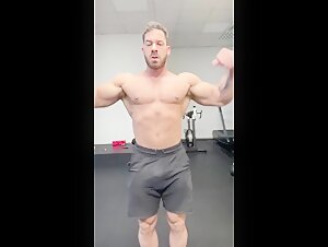 Muscle stud Oliver